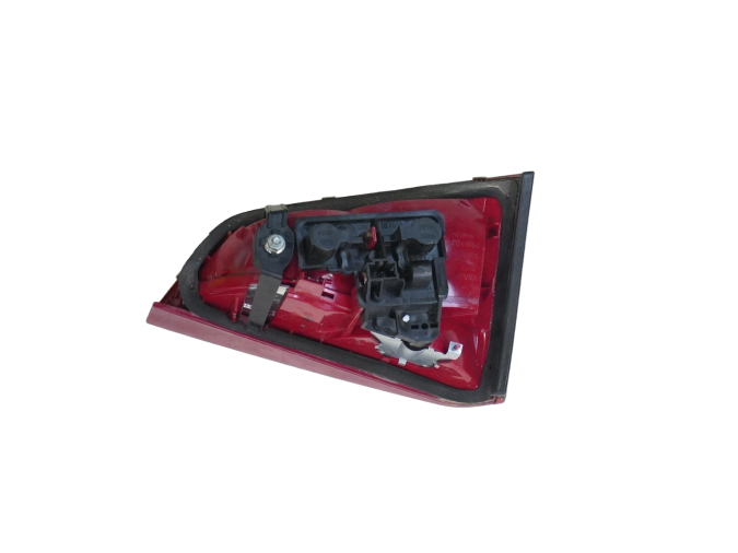 PILOTO TRASERO IZQUIERDO INTERIOR AUDI A4 2008