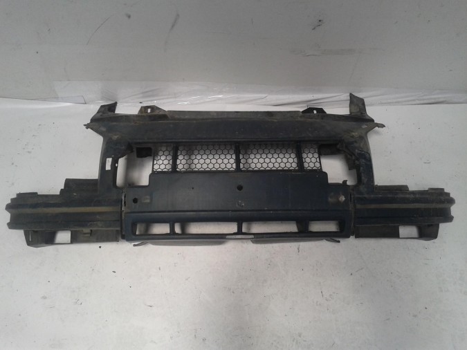 PARAGOLPES DELANTERO CENTRAL RENAULT SCENIC RX4 2001