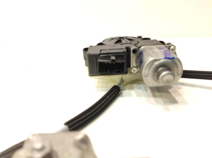 ELEVALUNAS TRASERO DERECHO PEUGEOT 206 2003