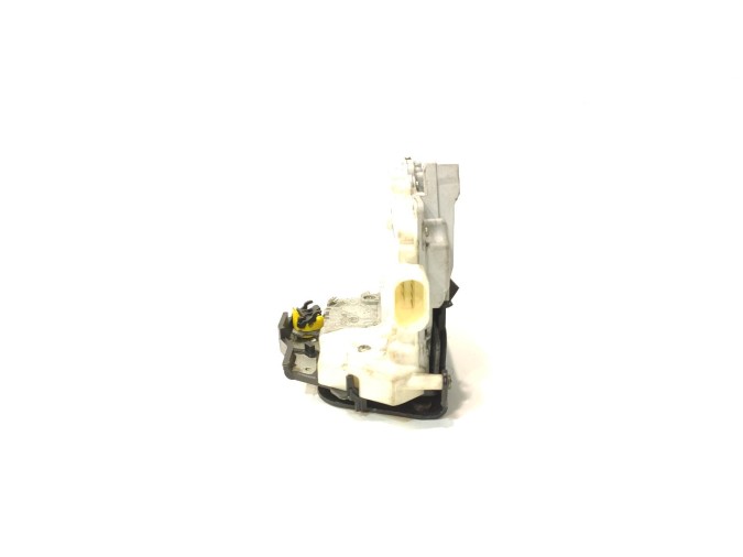 CERRADURA PUERTA TRASERA DERECHA SEAT EXEO 2011
