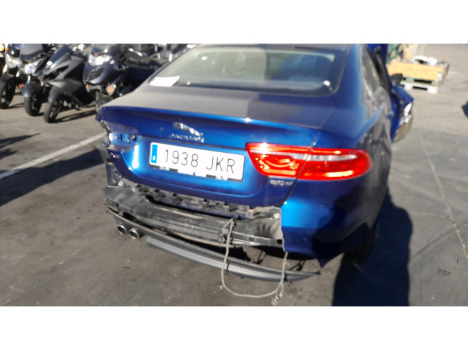 MANGUETA TRASERA IZQUIERDA JAGUAR XE 2015