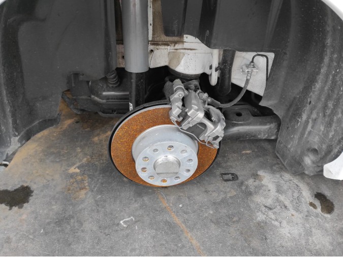 Pinza de Freno AUDI Q2 2020