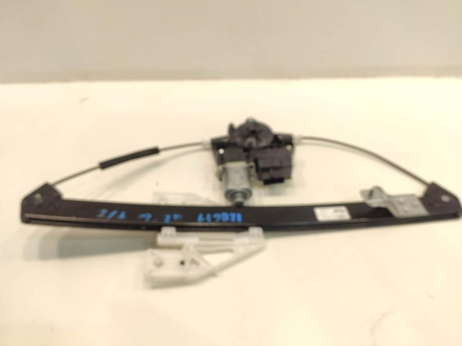 ELEVALUNAS TRASERO DERECHO AUDI Q2 2020