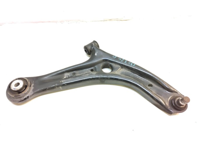 BRAZO SUSPENSION INFERIOR DELANTERO DERECHO FORD TRANSIT COURIER 2018