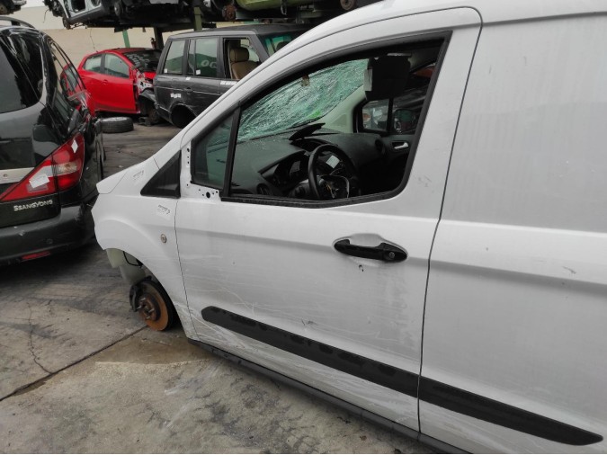 ELEVALUNAS DELANTERO IZQUIERDO FORD TRANSIT COURIER 2018