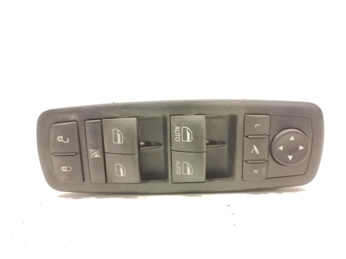 MANDO ELEVALUNAS DELANTERO IZQUIERDO FORD MONDEO 2017