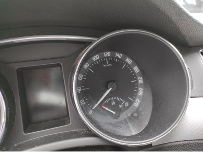 CUADRO INSTRUMENTOS SKODA SUPERB 2010