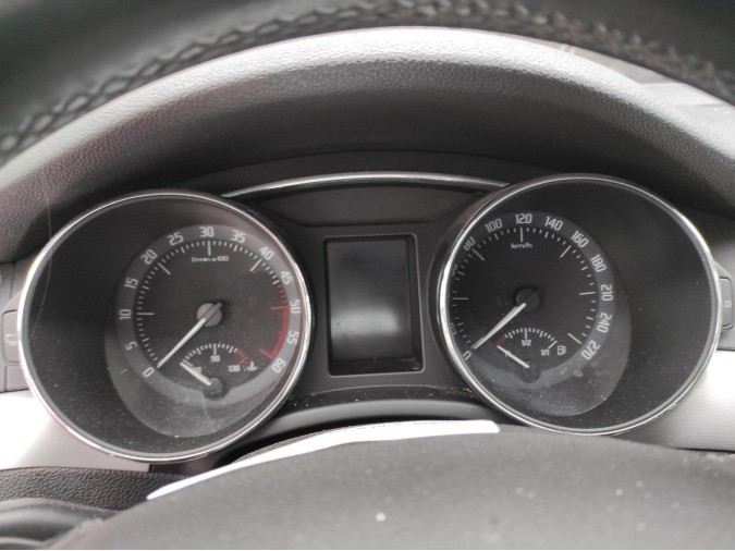 CUADRO INSTRUMENTOS SKODA SUPERB 2010