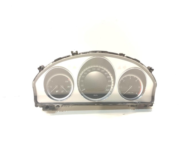 CUADRO INSTRUMENTOS MERCEDES C CLASS 2011