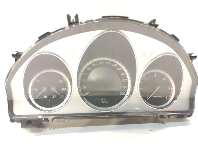 CUADRO INSTRUMENTOS MERCEDES C CLASS 2011