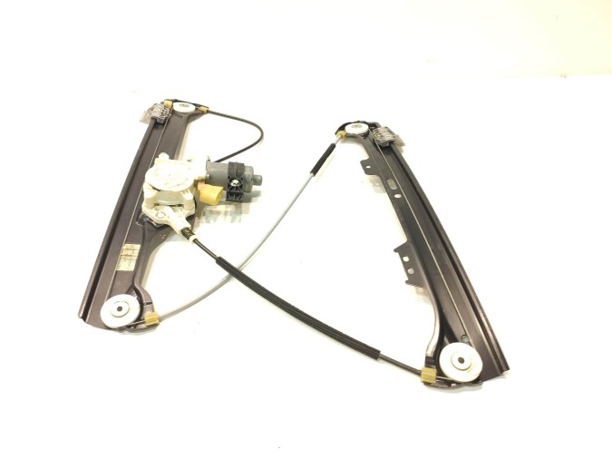 ELEVALUNAS DELANTERO DERECHO BMW SERIE 5 2009