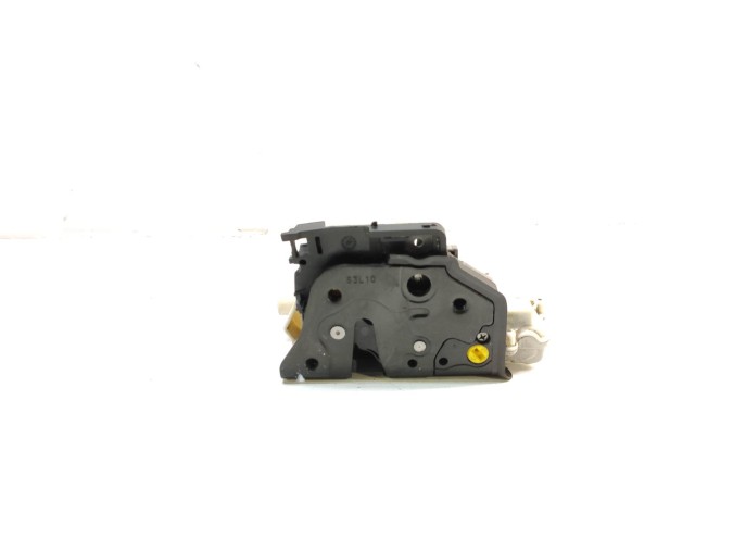 CERRADURA PUERTA TRASERA IZQUIERDA FIAT FREEMONT 2011