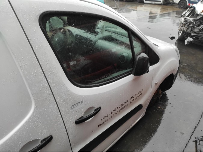 ELEVALUNAS DELANTERO DERECHO CITROEN BERLINGO 2017