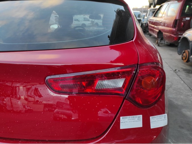 PILOTO TRASERO DERECHO ALFA ROMEO GIULIETTA 2013
