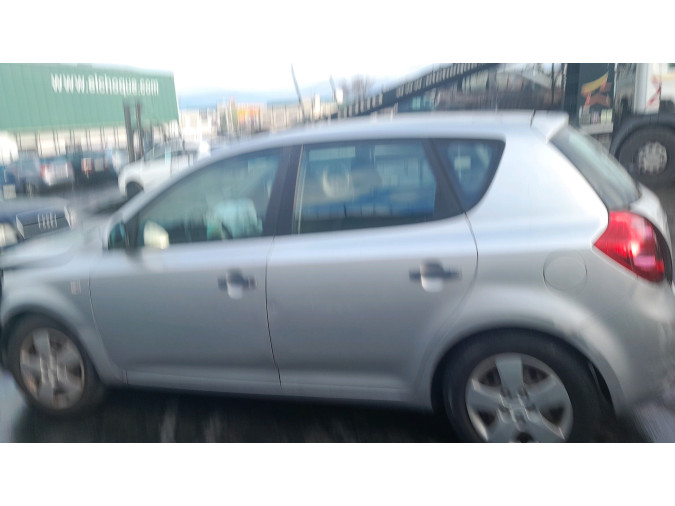 EMBELL.PARAGOLPES TR KIA CEED 2008