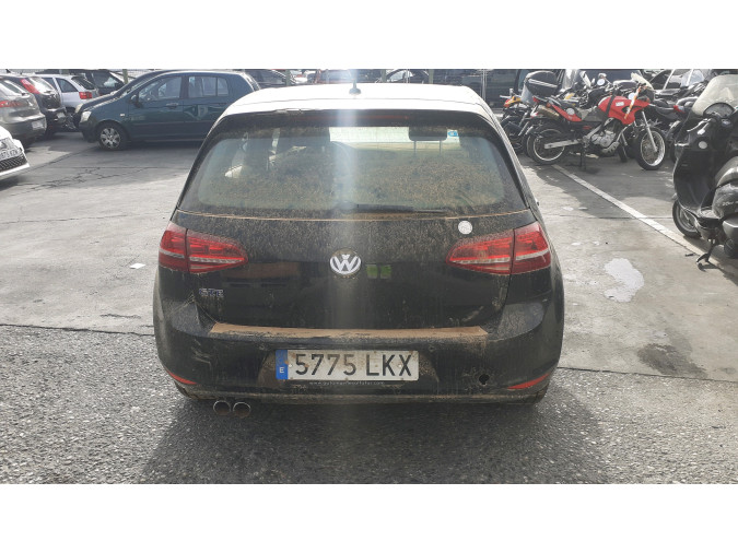 CONCHA PASE R.DL.D. VOLKSWAGEN GOLF GTE 2015