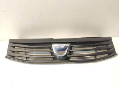 REJILLA DELANTERA DACIA SANDERO 2011