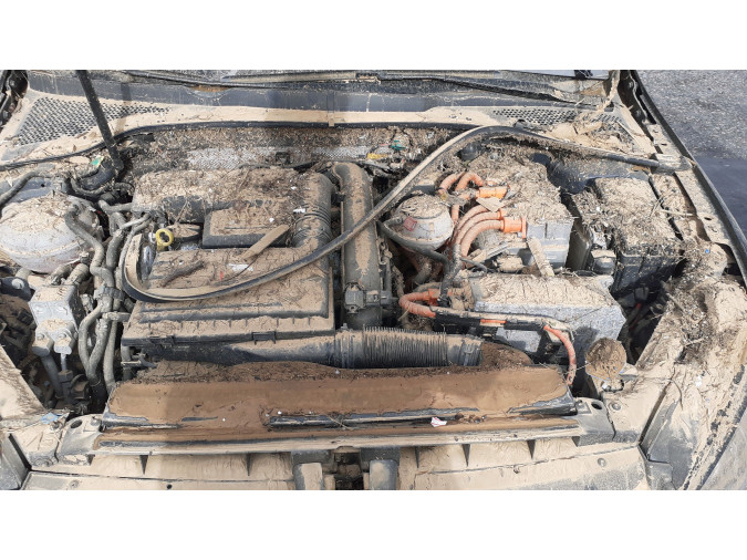 BISAGRA CAPOT VOLKSWAGEN GOLF GTE 2015