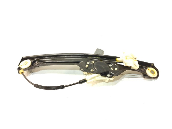 ELEVALUNAS DELANTERO DERECHO BMW X6 2013