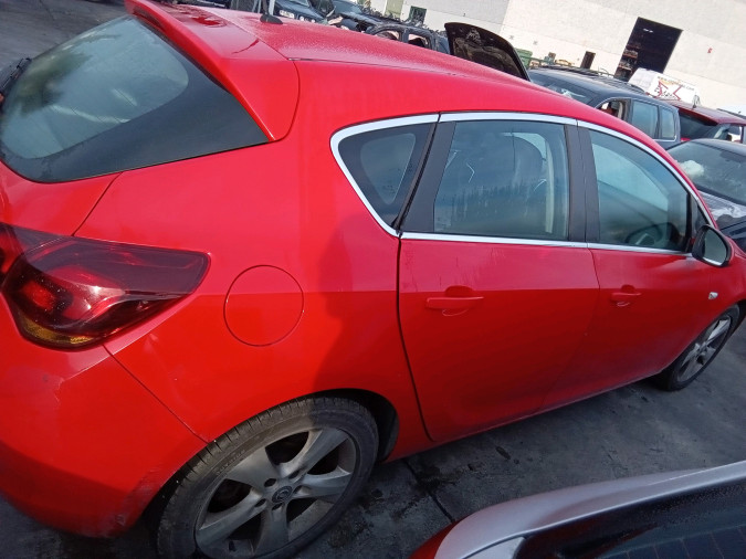 LUNA LAT.D. OPEL ASTRA 2010