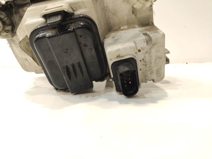 FARO DELANTERO DERECHO VOLKSWAGEN POLO 1999