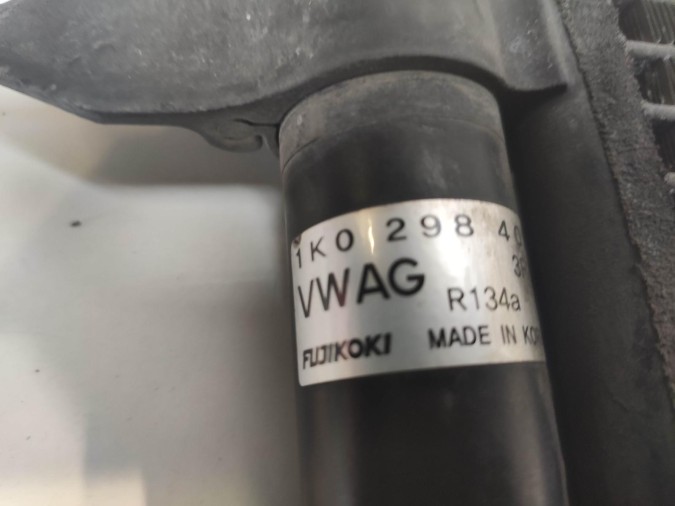 Radiador A/C VOLKSWAGEN GOLF 2004