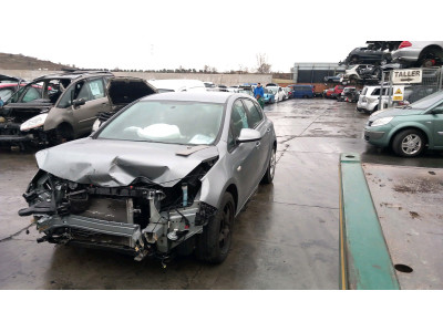 MANIJA PORTON OPEL ASTRA 2015