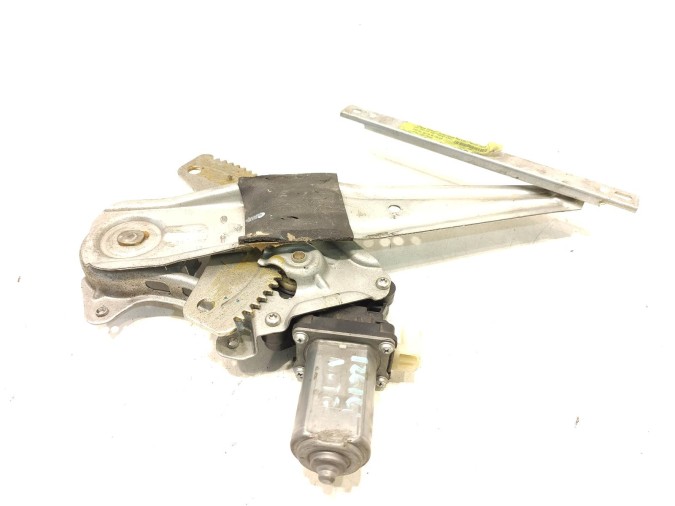 ELEVALUNAS TRASERO DERECHO CITROEN C4 2011