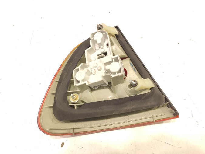 PILOTO TRASERO DERECHO BMW SERIE 3 2004