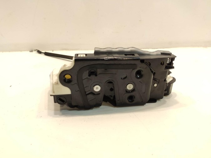 CERRADURA PUERTA TRASERA DERECHA SKODA YETI 2011