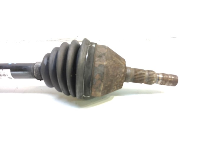 TRANSMISION DELANTERA IZQUIERDA OPEL ASTRA 2009