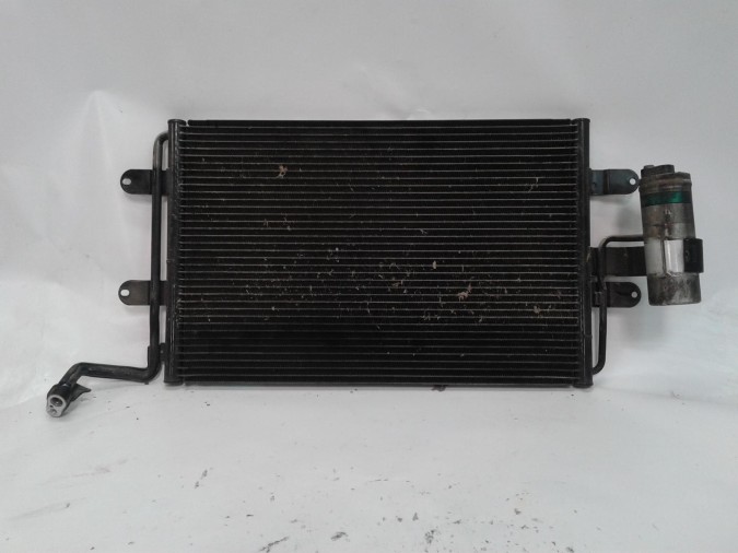 Radiador A/C VOLKSWAGEN GOLF 2000