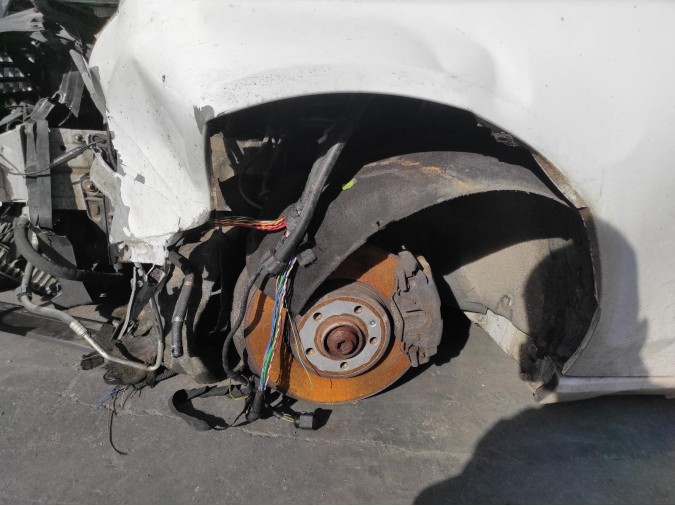 BRAZO SUSPENSION INFERIOR DELANTERO IZQUIERDO FORD FOCUS C MAX 2009