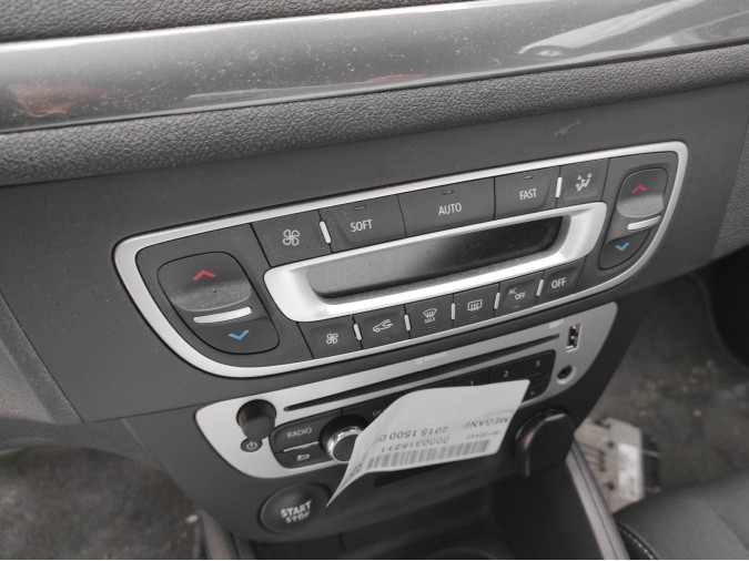 MANDO CALEFACCION RENAULT MEGANE 2015