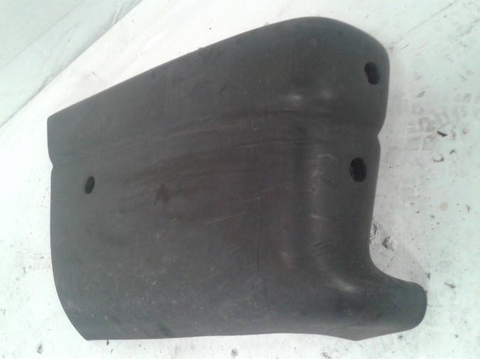 PUNTERA PARAGOLPES TRASERA IZQUIERDA RENAULT MASTER 2004