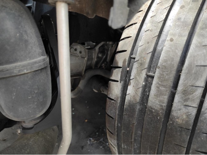 BRAZO SUSPENSION INFERIOR DELANTERO DERECHO AUDI A4 2010