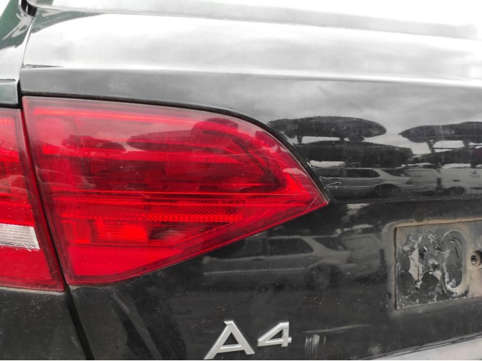 PILOTO TRASERO IZQUIERDO AUDI A4 2010