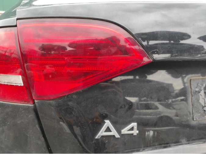 PILOTO TRASERO IZQUIERDO AUDI A4 2010