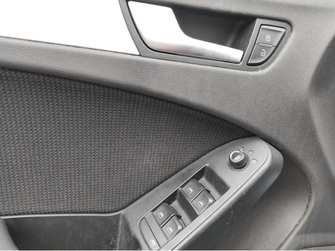 ELEVALUNAS DELANTERO IZQUIERDO AUDI A4 2010