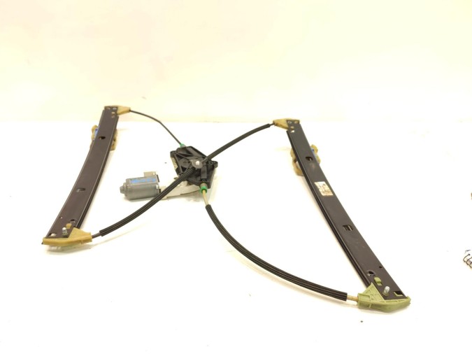 ELEVALUNAS DELANTERO IZQUIERDO AUDI A4 2010