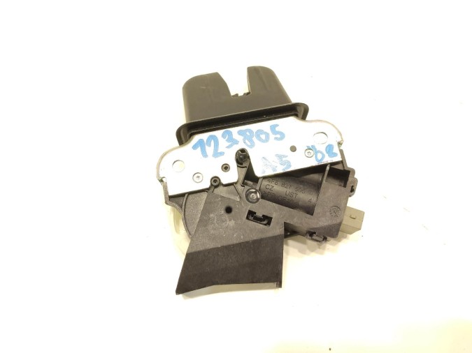 CERRADURA PORTON TRASERO AUDI A5 2008