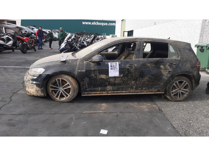 ALETA DELANTERA DERECHA VOLKSWAGEN GOLF GTE 2015