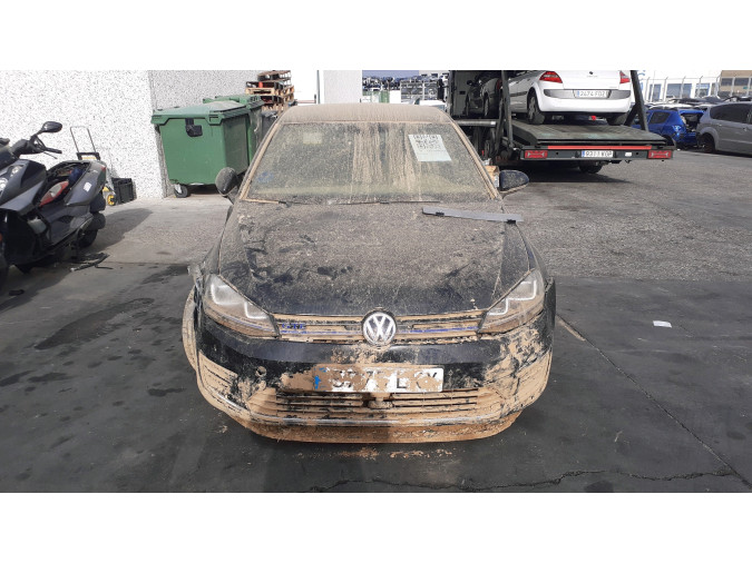 ALETA DELANTERA DERECHA VOLKSWAGEN GOLF GTE 2015