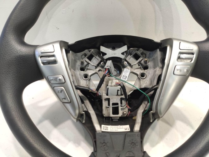 Volante NISSAN NOTE 2014