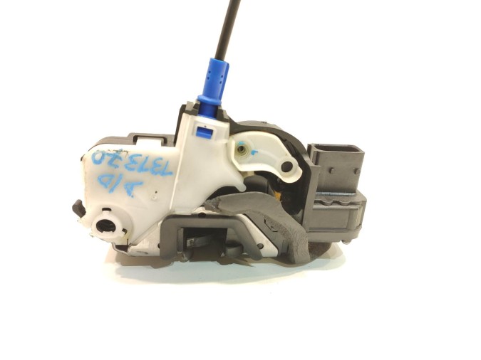 CERRADURA PUERTA DELANTERA DERECHA OPEL ASTRA 2012