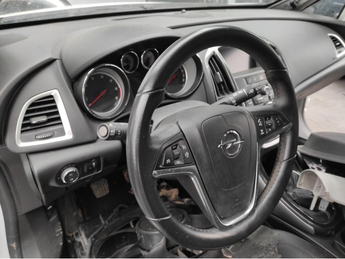 VOLANTE OPEL ASTRA 2012