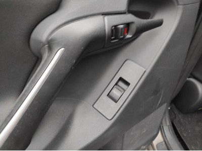 ELEVALUNAS TRASERO IZQUIERDO TOYOTA VERSO 2017