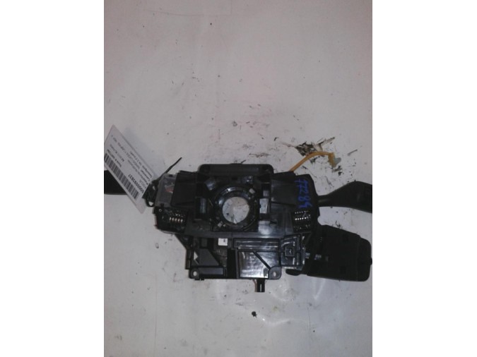 MANDO MULTIFUNCION FORD FOCUS 2010