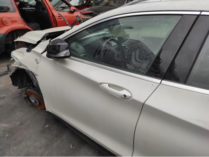 ELEVALUNAS DELANTERO IZQUIERDO INFINITI QX30 2017