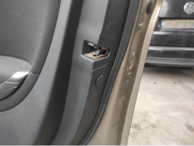 CERRADURA PUERTA DELANTERA DERECHA CITROEN C5 2010